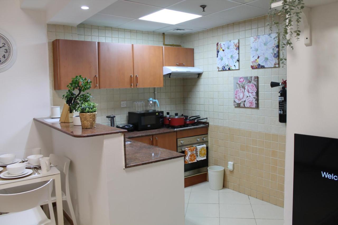 Newly Furnished Cozy 1 Bedroom Apartment Close To Jbr Beach And Metro Дубай Екстериор снимка
