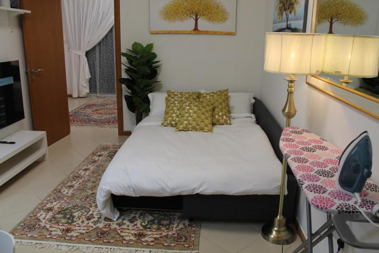 Newly Furnished Cozy 1 Bedroom Apartment Close To Jbr Beach And Metro Дубай Екстериор снимка