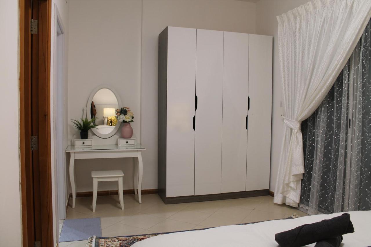 Newly Furnished Cozy 1 Bedroom Apartment Close To Jbr Beach And Metro Дубай Екстериор снимка