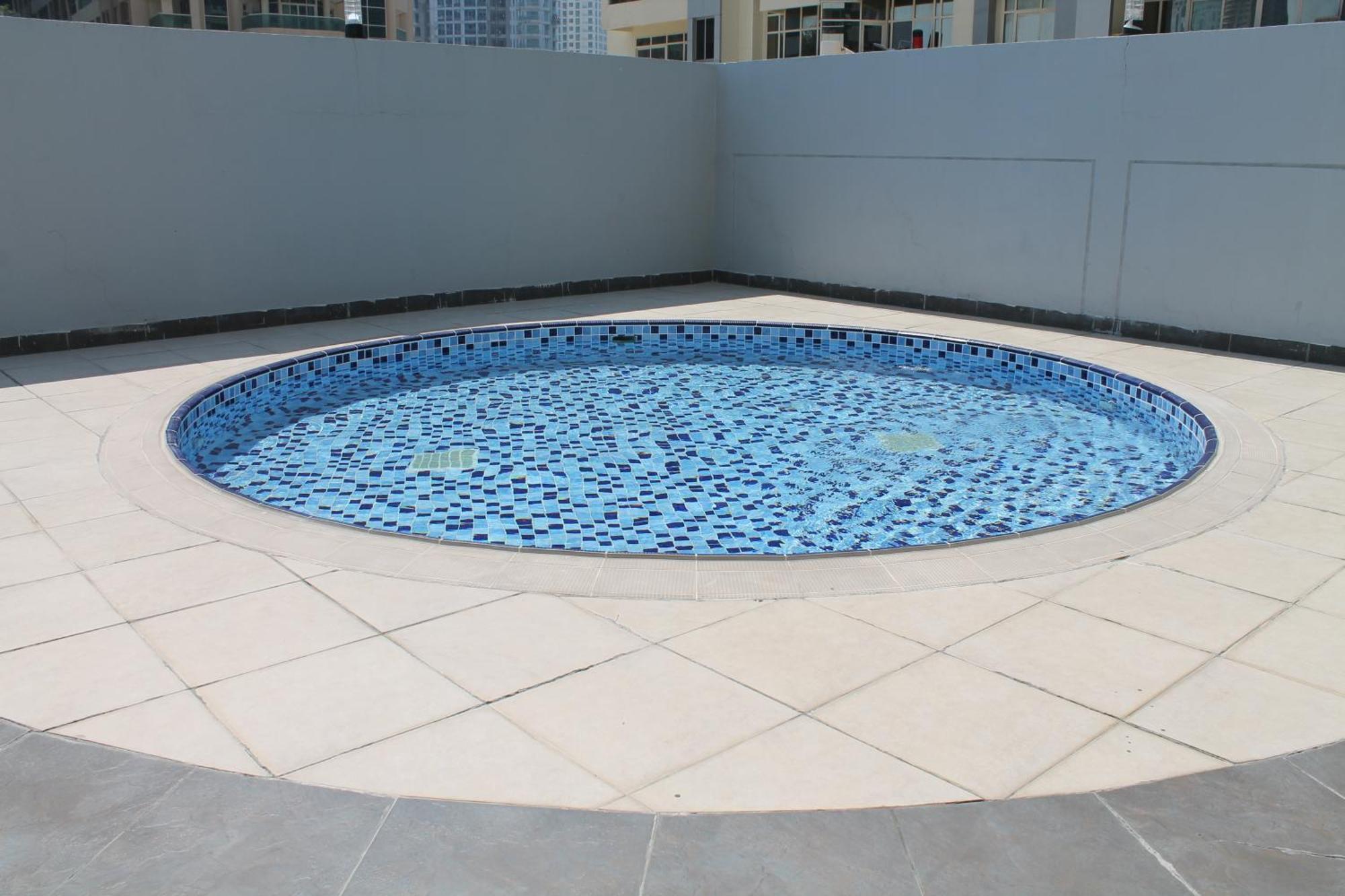 Newly Furnished Cozy 1 Bedroom Apartment Close To Jbr Beach And Metro Дубай Екстериор снимка